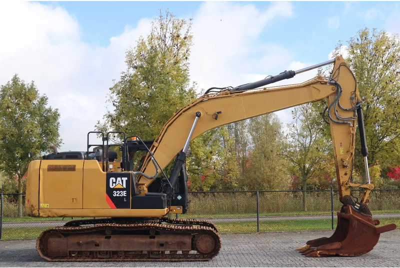 Caterpillar 323EL | 323 EL | BUCKET | QUICK COUPLER - حفار زحاف: صورة 4 Caterpillar 323EL | 323 EL | BUCKET | QUICK COUPLER - حفار زحاف: صورة 4