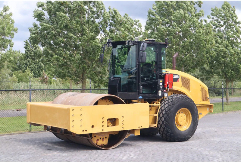 Caterpillar CS78B | TRIMBLE GPS | GOOD CONDITION - مدحلة: صورة 2 Caterpillar CS78B | TRIMBLE GPS | GOOD CONDITION - مدحلة: صورة 2