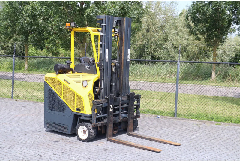 Combilift CB3000 | 2.5 TON | 6 METER | TRIPLEX | SIDESHIFT - شاحنة مناولة بأربعة اتجاهات: صورة 5 Combilift CB3000 | 2.5 TON | 6 METER | TRIPLEX | SIDESHIFT - شاحنة مناولة بأربعة اتجاهات: صورة 5
