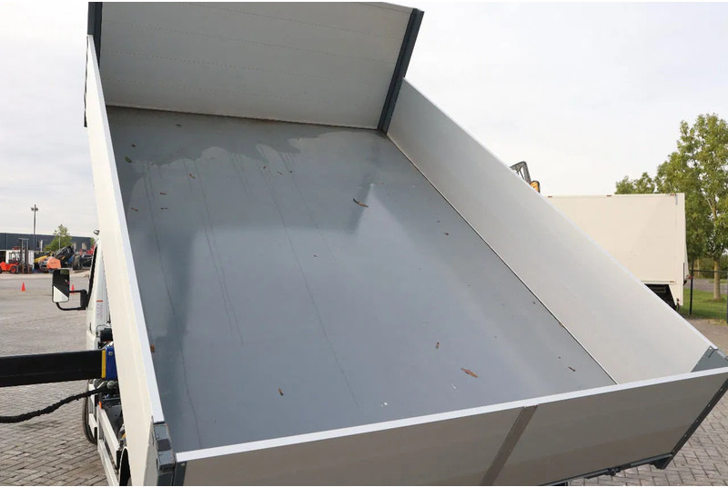 FUSO Canter 7C18 | 4X2 | 3-WAY TIPPER | PM 6.5 KRAN /CRANE FUSO Canter 7C18 | 4X2 | 3-WAY TIPPER | PM 6.5 KRAN /CRANE: صورة 14