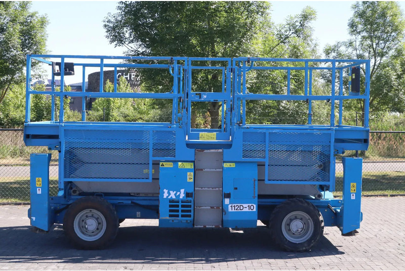 Genie GS-3384 RT | 12 METER | 1.134 KG - رافعة هيدروليكية مقصية: صورة 1 Genie GS-3384 RT | 12 METER | 1.134 KG - رافعة هيدروليكية مقصية: صورة 1