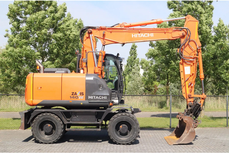 Hitachi ZX 140 W-5B | TILT QC | BUCKET | DOZER BLADE | DUTCH REG. - حفارة دولاب: صورة 4 Hitachi ZX 140 W-5B | TILT QC | BUCKET | DOZER BLADE | DUTCH REG. - حفارة دولاب: صورة 4