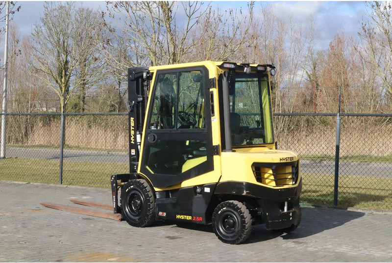 Hyster H2.5 A | BOOM SUSPENSION | SIDESHIFT | FORK EXTENTIONS | FORK POSITIONERS - رافعة شوكية ديزل: صورة 3 Hyster H2.5 A | BOOM SUSPENSION | SIDESHIFT | FORK EXTENTIONS | FORK POSITIONERS - رافعة شوكية ديزل: صورة 3