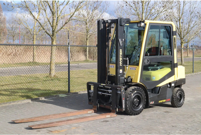 Hyster H2.5 A | BOOM SUSPENSION | SIDESHIFT | FORK EXTENTIONS | FORK POSITIONERS - رافعة شوكية ديزل: صورة 2 Hyster H2.5 A | BOOM SUSPENSION | SIDESHIFT | FORK EXTENTIONS | FORK POSITIONERS - رافعة شوكية ديزل: صورة 2