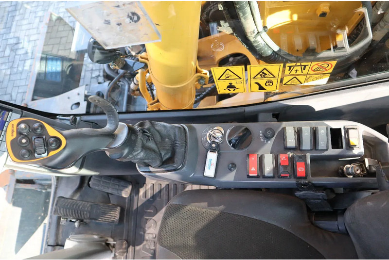 حفارة دولاب Komatsu PW160-11 | ENGCON TILTROTATOR | BUCKET | TRAILER HYDR.: صورة 18