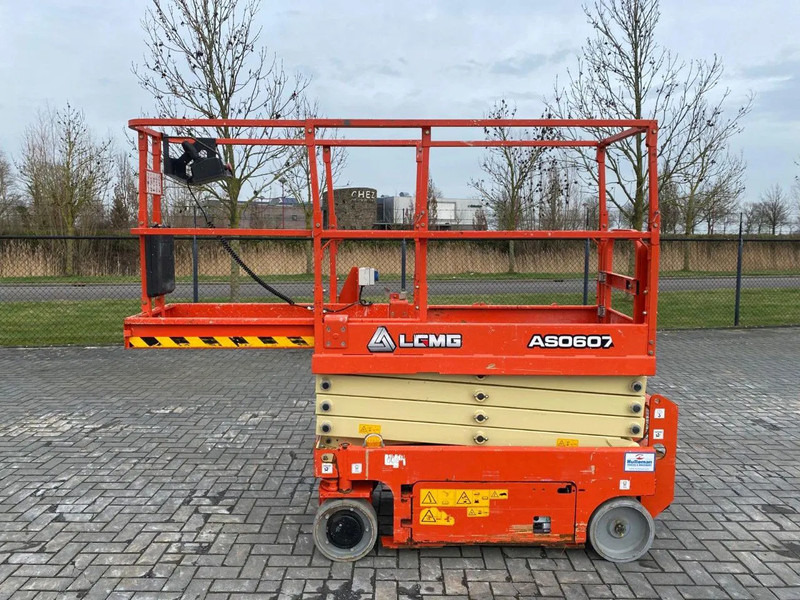 LGMG AS0607E | 7.8 METER | 230 KG | GS-1932 | ES 1932 - رافعة هيدروليكية مقصية: صورة 4 LGMG AS0607E | 7.8 METER | 230 KG | GS-1932 | ES 1932 - رافعة هيدروليكية مقصية: صورة 4