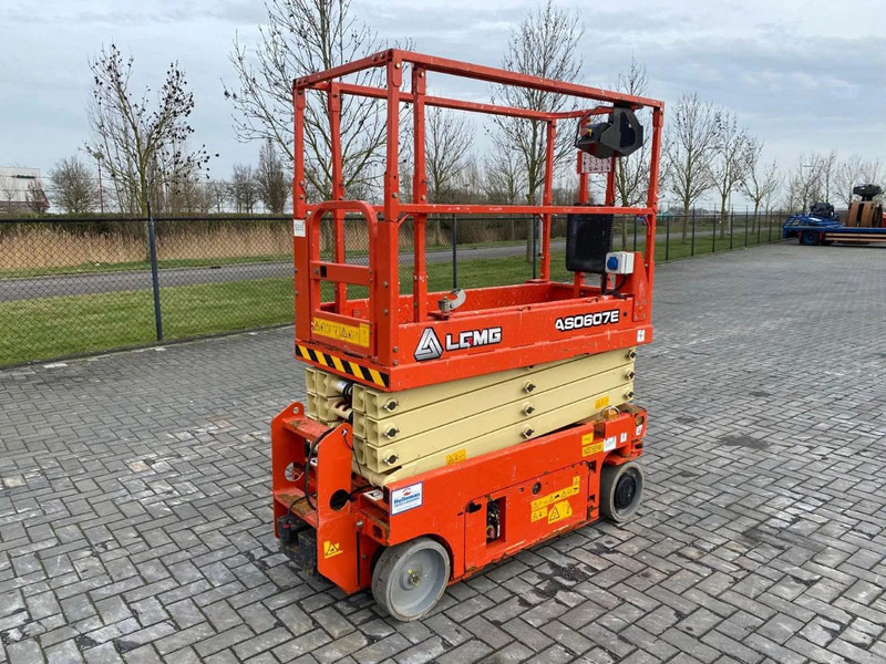 LGMG AS0607E | 7.8 METER | 230 KG | GS-1932 | ES 1932 - رافعة هيدروليكية مقصية: صورة 3 LGMG AS0607E | 7.8 METER | 230 KG | GS-1932 | ES 1932 - رافعة هيدروليكية مقصية: صورة 3