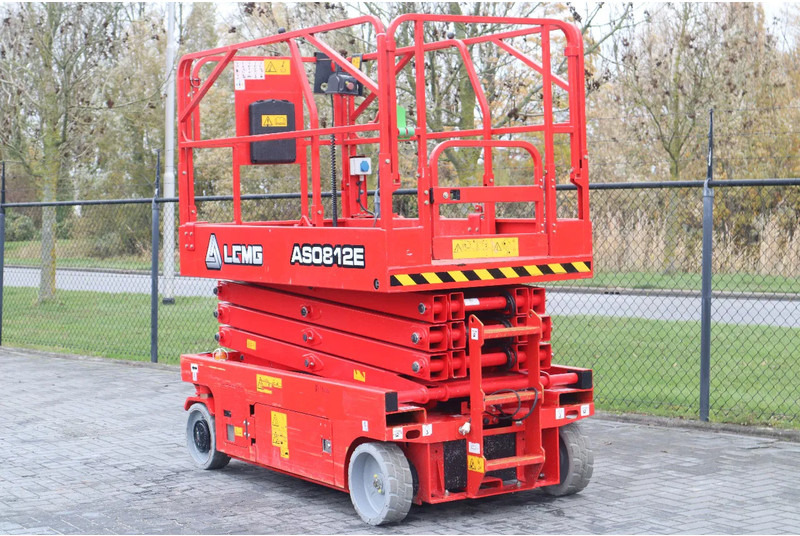 LGMG AS0812E | 10 METER | 450 KG | GS-2646 | 2646ES - رافعة هيدروليكية مقصية: صورة 2 LGMG AS0812E | 10 METER | 450 KG | GS-2646 | 2646ES - رافعة هيدروليكية مقصية: صورة 2