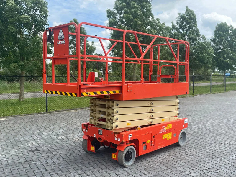 LGMG AS1012E | 12 METER | 320 KG | GS-3232 | ES 3246 - رافعة هيدروليكية مقصية: صورة 5 LGMG AS1012E | 12 METER | 320 KG | GS-3232 | ES 3246 - رافعة هيدروليكية مقصية: صورة 5