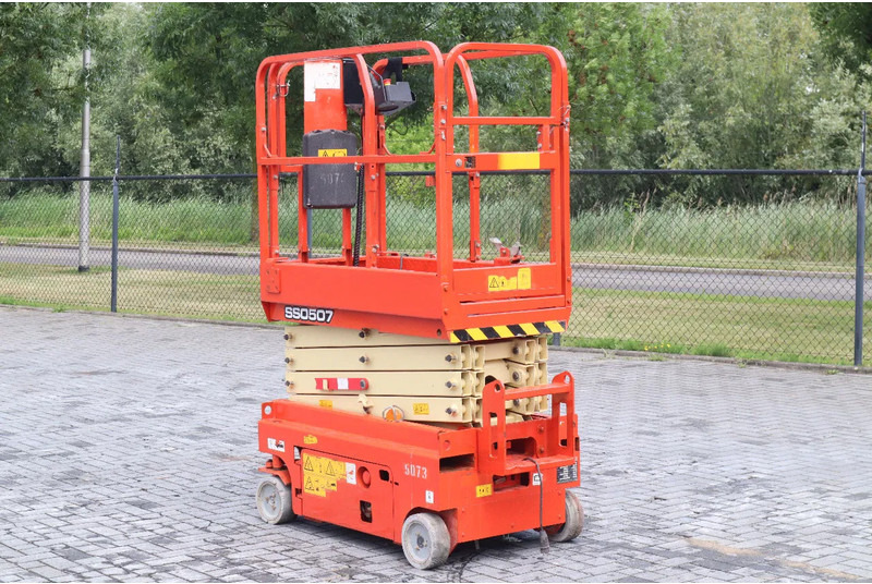 LGMG SS0507 | 6.3 METER | 230 KG | GS-1330 | ES1330 - رافعة هيدروليكية مقصية: صورة 2 LGMG SS0507 | 6.3 METER | 230 KG | GS-1330 | ES1330 - رافعة هيدروليكية مقصية: صورة 2