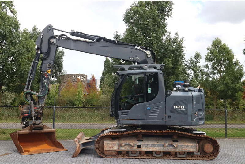 Liebherr R920 K LC COMPACT | BLADE | ROTOTILT | OILQUICK | MAGNET - حفار زحاف: صورة 1 Liebherr R920 K LC COMPACT | BLADE | ROTOTILT | OILQUICK | MAGNET - حفار زحاف: صورة 1