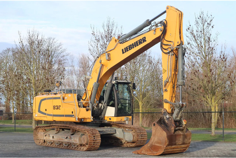 Liebherr R936 LC | HAMMER / SHEAR | LOW HOURS - حفار زحاف: صورة 5 Liebherr R936 LC | HAMMER / SHEAR | LOW HOURS - حفار زحاف: صورة 5