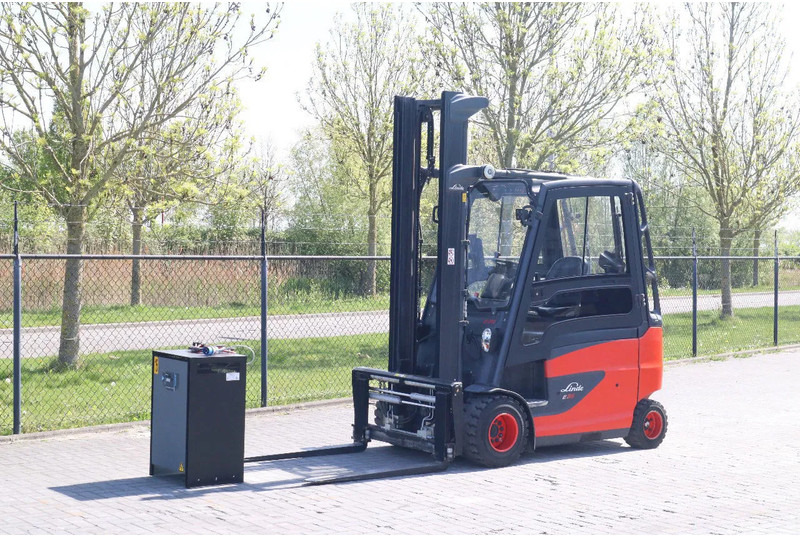 Linde E35 HL-01 | SIDESHIFT | POSITIONERS | LOW HOURS - رافعة شوكية كهربائية: صورة 2 Linde E35 HL-01 | SIDESHIFT | POSITIONERS | LOW HOURS - رافعة شوكية كهربائية: صورة 2