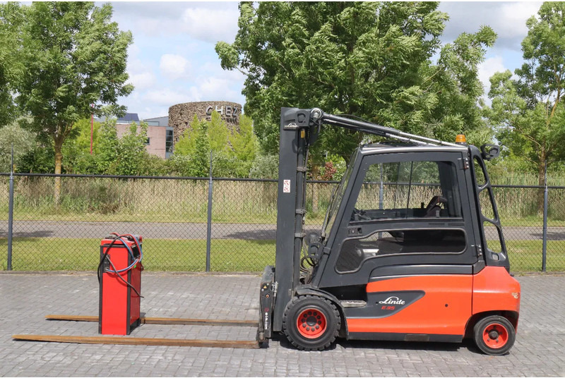 Linde E35 L-01 | DUPLEX | SIDESHIFT | POSITIONERS | LOW HOURS - رافعة شوكية كهربائية: صورة 1 Linde E35 L-01 | DUPLEX | SIDESHIFT | POSITIONERS | LOW HOURS - رافعة شوكية كهربائية: صورة 1