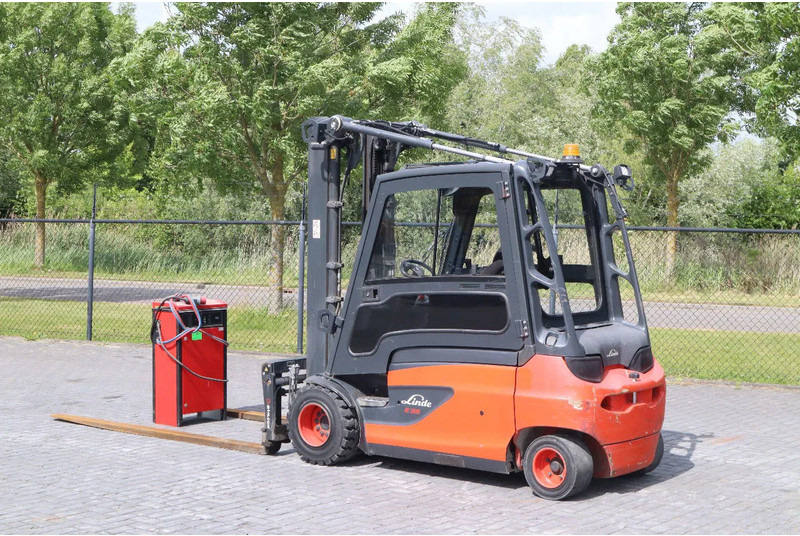 Linde E35 L-01 | DUPLEX | SIDESHIFT | POSITIONERS | LOW HOURS - رافعة شوكية كهربائية: صورة 3 Linde E35 L-01 | DUPLEX | SIDESHIFT | POSITIONERS | LOW HOURS - رافعة شوكية كهربائية: صورة 3