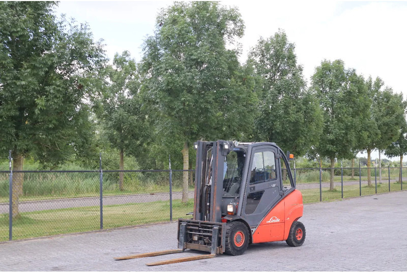 Linde H35D | SIDESHIFT + SPREADER | FREELIFT | 4.7 M - رافعة شوكية ديزل: صورة 2 Linde H35D | SIDESHIFT + SPREADER | FREELIFT | 4.7 M - رافعة شوكية ديزل: صورة 2