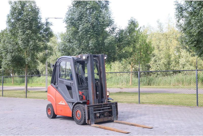 Linde H35D | SIDESHIFT + SPREADER | FREELIFT | 4.7 M - رافعة شوكية ديزل: صورة 5 Linde H35D | SIDESHIFT + SPREADER | FREELIFT | 4.7 M - رافعة شوكية ديزل: صورة 5