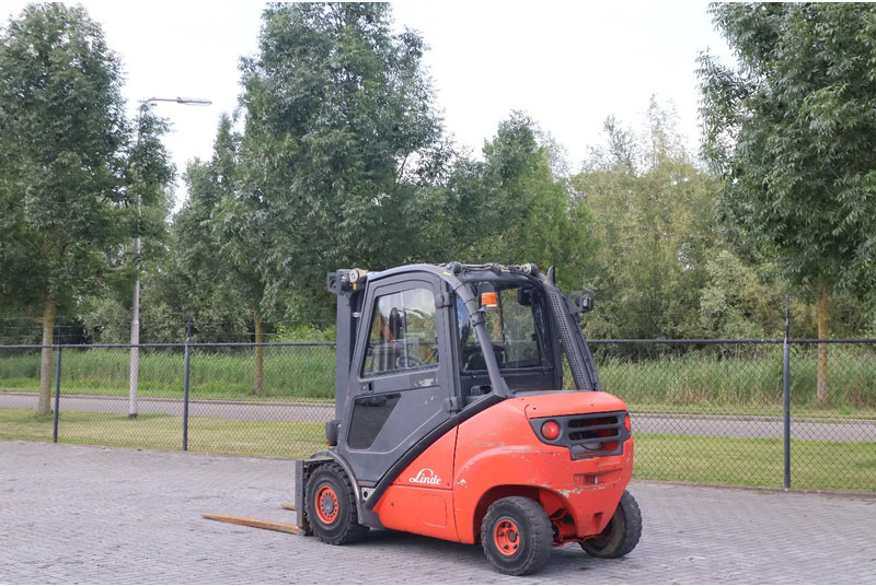 Linde H35D | SIDESHIFT + SPREADER | FREELIFT | 4.7 M - رافعة شوكية ديزل: صورة 3 Linde H35D | SIDESHIFT + SPREADER | FREELIFT | 4.7 M - رافعة شوكية ديزل: صورة 3