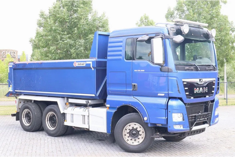 MAN TGX 26.560 6X4 BIG AXLES RETARDER ONLY 169.000 KM - شاحنة قلاب: صورة 5 MAN TGX 26.560 6X4 BIG AXLES RETARDER ONLY 169.000 KM - شاحنة قلاب: صورة 5