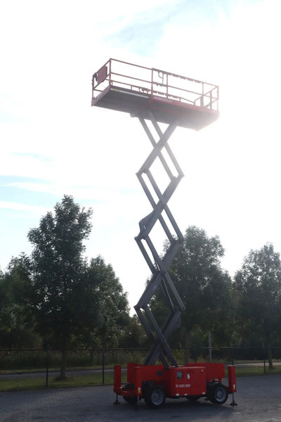 Manitou 120 SC -2 | 12 METER | 454 KG - رافعة هيدروليكية مقصية: صورة 5 Manitou 120 SC -2 | 12 METER | 454 KG - رافعة هيدروليكية مقصية: صورة 5