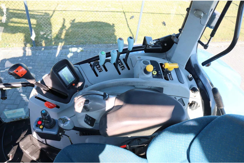 جرار New Holland T6040 | FRONT LOADER | 50KM/H | QUICK COUPLER: صورة 19