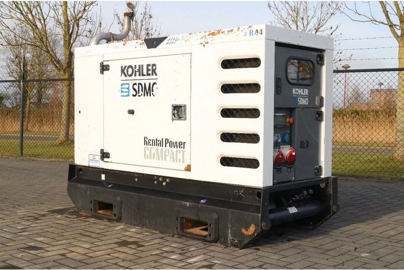 SDMO R44C3 | 44 KVA | GOOD WORKING - مجموعة المولدات: صورة 2 SDMO R44C3 | 44 KVA | GOOD WORKING - مجموعة المولدات: صورة 2