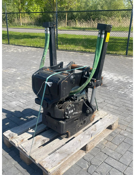 STEELWRIST X18 SQ60-5 | S60 | OILQUICK SYSTEM | CLS - مُلحق الحفار الدوار - آلات البناء: صورة 5 STEELWRIST X18 SQ60-5 | S60 | OILQUICK SYSTEM | CLS - مُلحق الحفار الدوار - آلات البناء: صورة 5