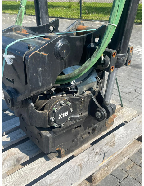 STEELWRIST X18 SQ60-5 | S60 | OILQUICK SYSTEM | CLS - مُلحق الحفار الدوار - آلات البناء: صورة 4 STEELWRIST X18 SQ60-5 | S60 | OILQUICK SYSTEM | CLS - مُلحق الحفار الدوار - آلات البناء: صورة 4