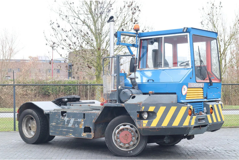 Terberg RT 20 | 4X4 | TERMINAL TRACTOR | DUTCH REG. - جرار المحطة: صورة 4 Terberg RT 20 | 4X4 | TERMINAL TRACTOR | DUTCH REG. - جرار المحطة: صورة 4