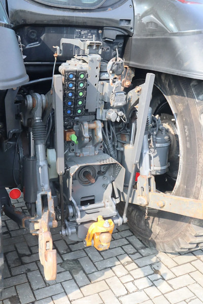 جرار Valtra T234 D UNLIMITED | FRONT PTO | 53 KM/H | FULL OPTION: صورة 13