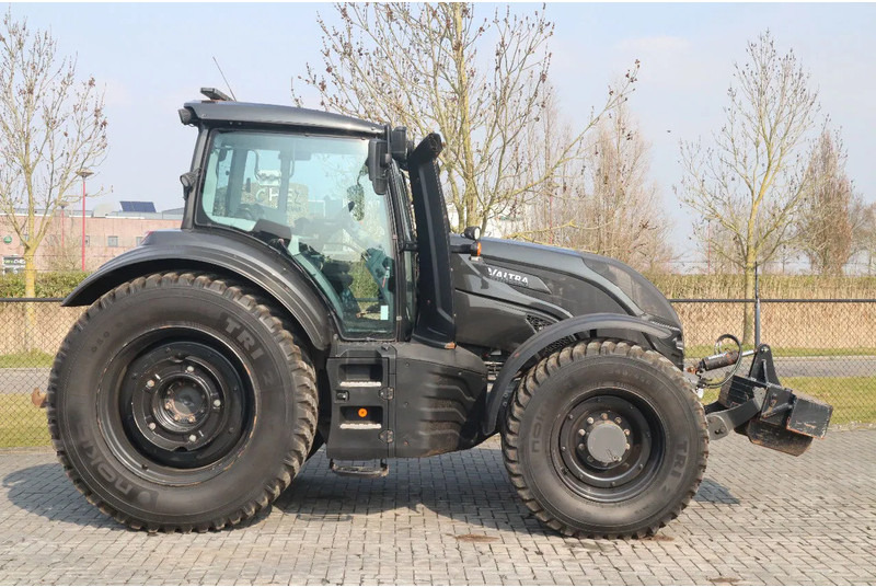 Valtra T234 D UNLIMITED | FRONT PTO | 53 KM/H | FULL OPTION - جرار: صورة 4 Valtra T234 D UNLIMITED | FRONT PTO | 53 KM/H | FULL OPTION - جرار: صورة 4