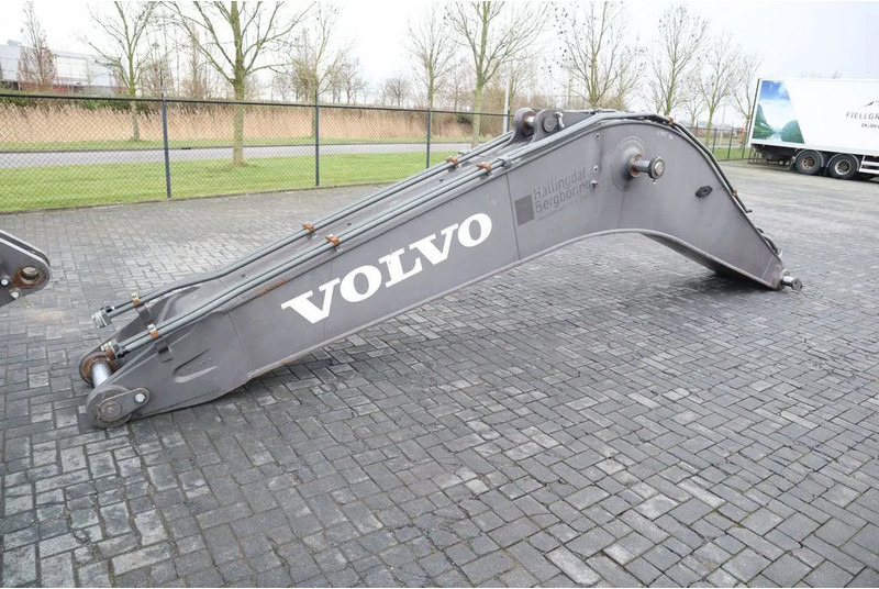 حفار زحاف Volvo EC 300 E | BOOM + STICK | GOOD CONDITION: صورة 13
