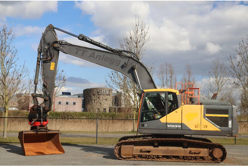 Volvo EC250EL | EC 250 EL | ROTOTILT | BUCKET - حفار زحاف: صورة 1 Volvo EC250EL | EC 250 EL | ROTOTILT | BUCKET - حفار زحاف: صورة 1