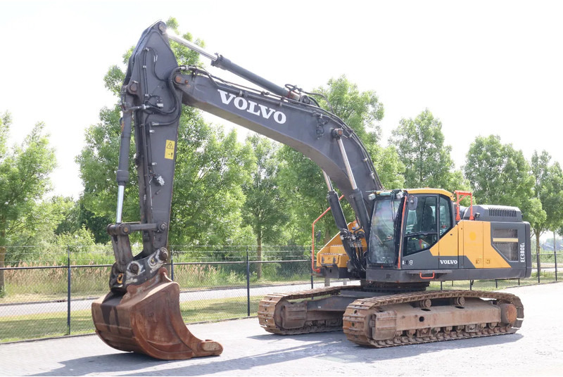 Volvo EC380EL | EC 380 EL | BUCKET | QUICK COUPLER - حفار زحاف: صورة 2 Volvo EC380EL | EC 380 EL | BUCKET | QUICK COUPLER - حفار زحاف: صورة 2