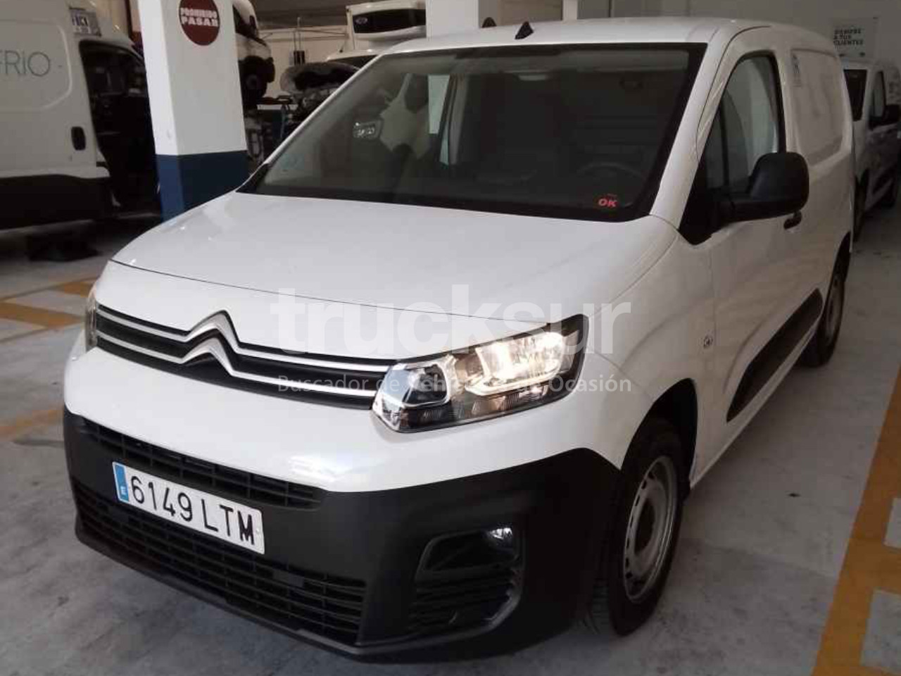 CITROEN BERLINGO IR - شاحنة مغلقة الصندوق: صورة 1 CITROEN BERLINGO IR - شاحنة مغلقة الصندوق: صورة 1