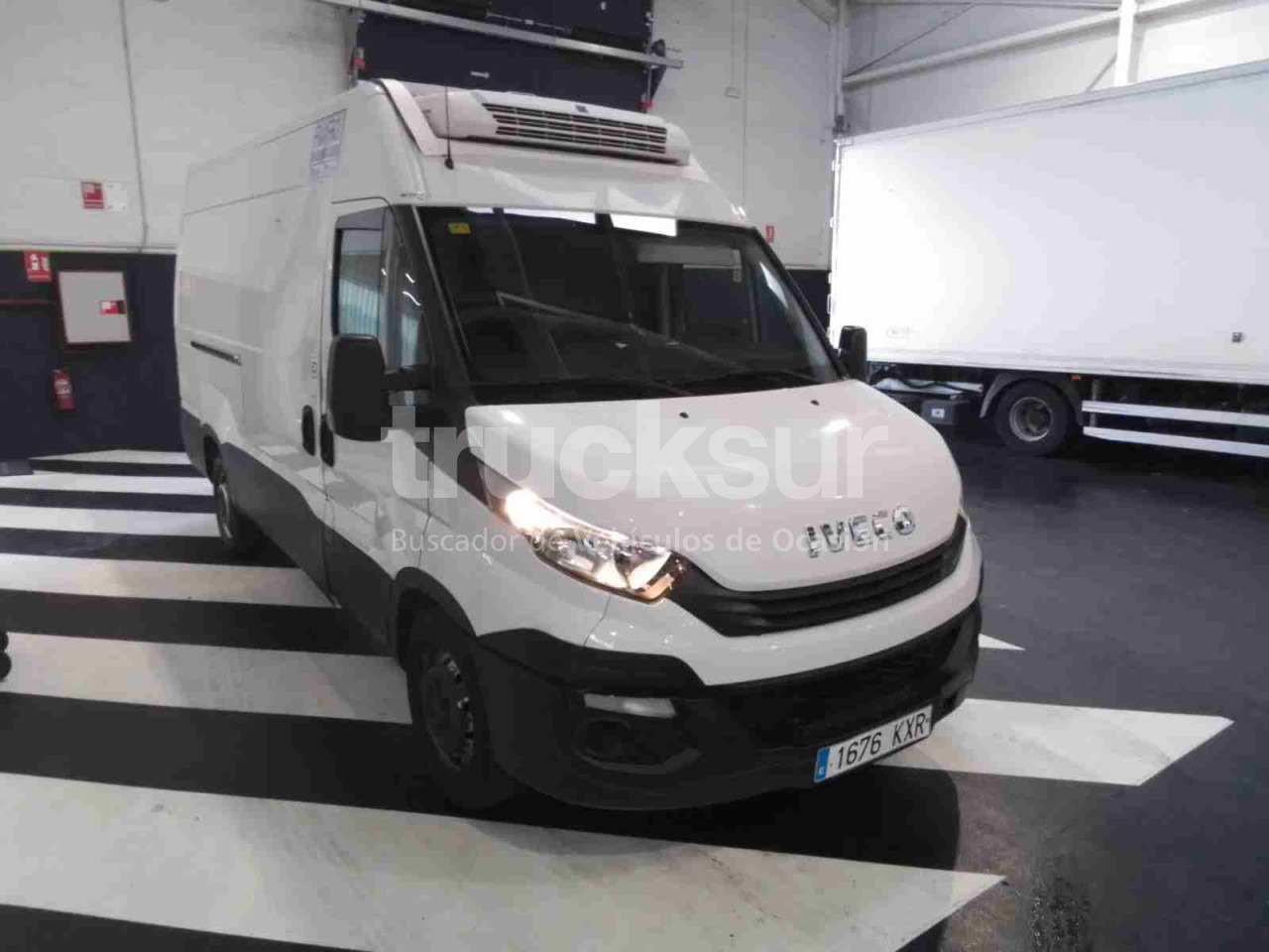 IVECO 35S14 FRC-X - شاحنة مغلقة الصندوق: صورة 1 IVECO 35S14 FRC-X - شاحنة مغلقة الصندوق: صورة 1