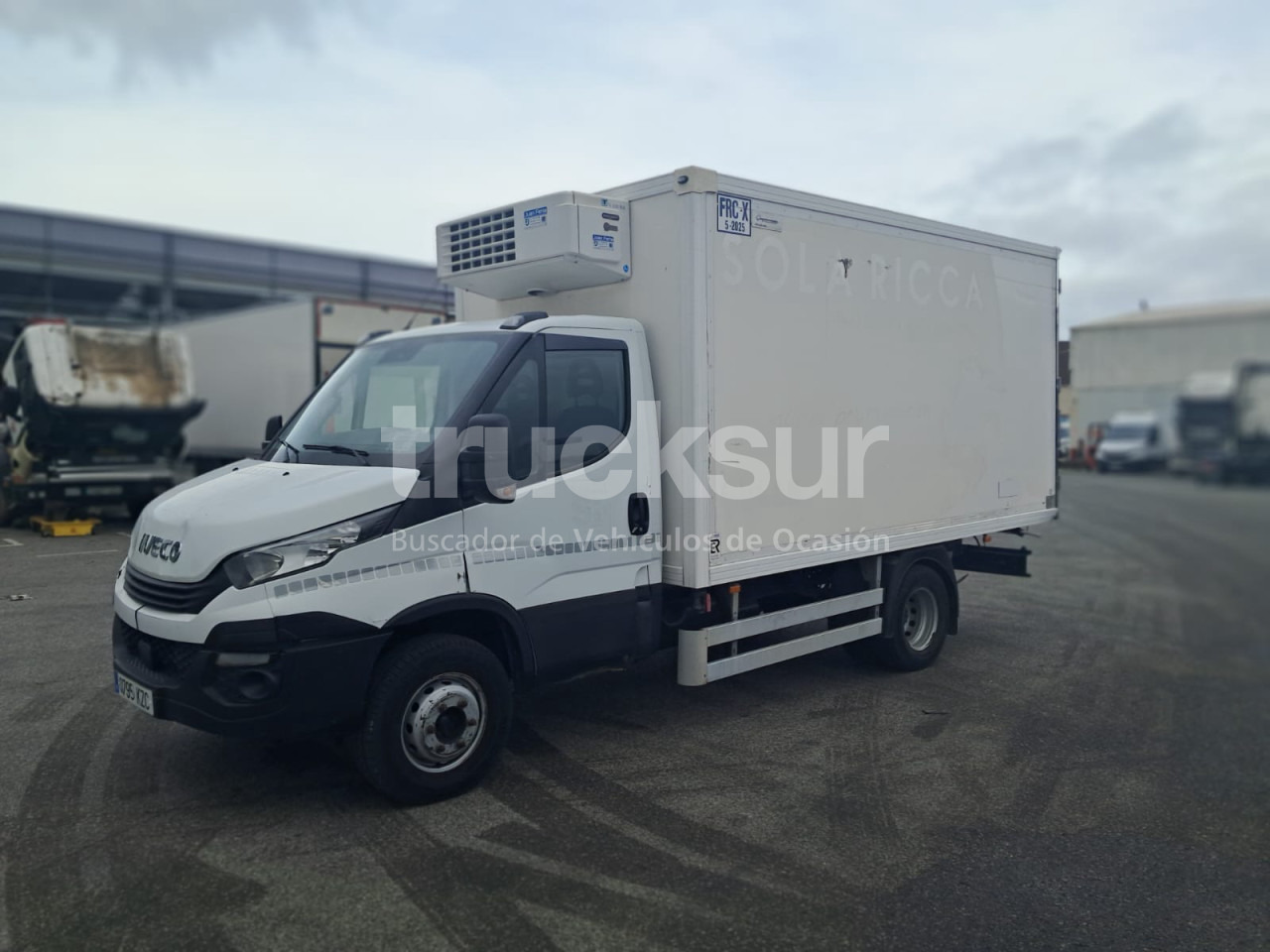 IVECO 72C18 - شاحنة الفريزر: صورة 2 IVECO 72C18 - شاحنة الفريزر: صورة 2