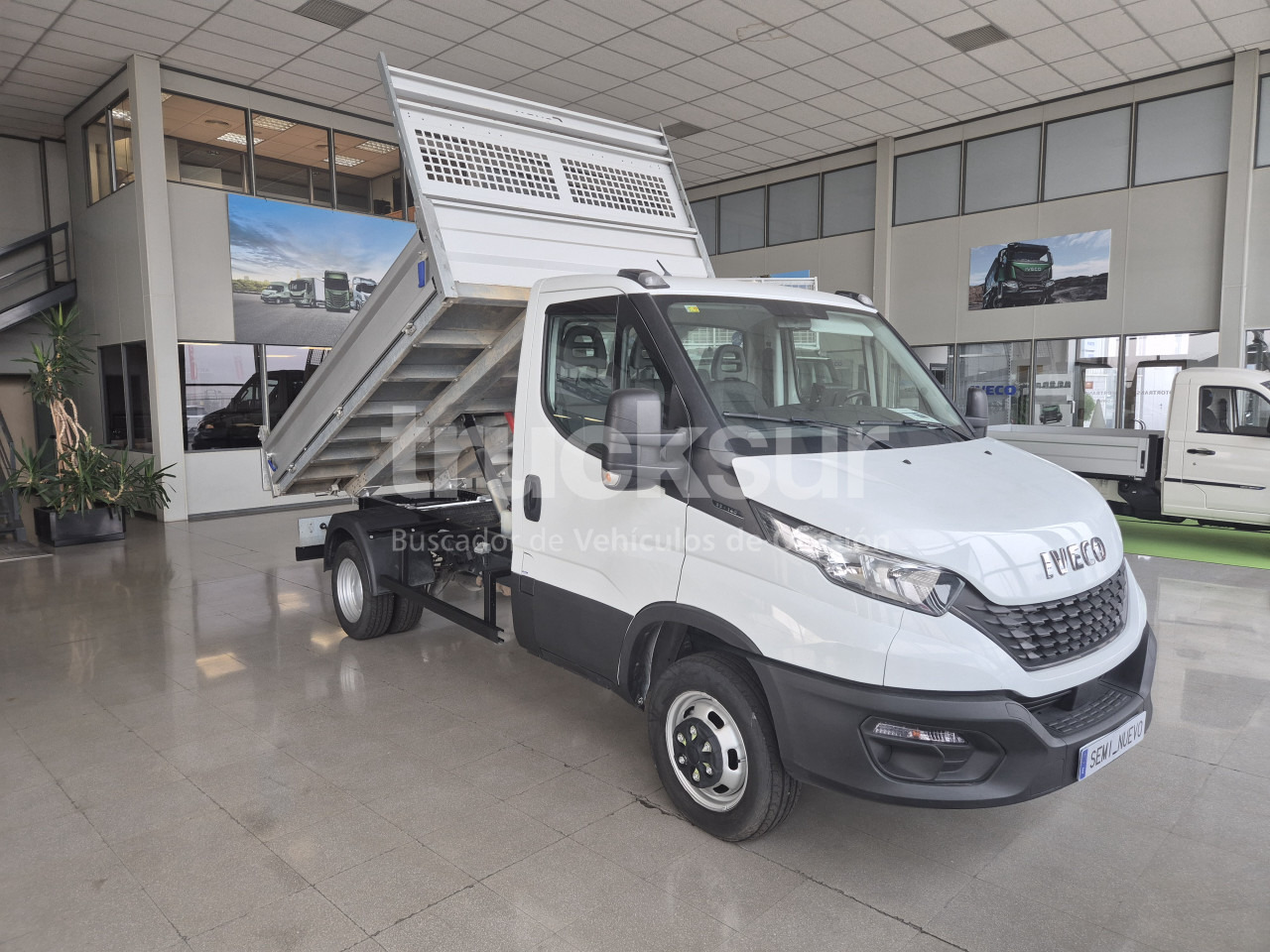 IVECO DAILY 35C14H - قلاب صغير: صورة 2 IVECO DAILY 35C14H - قلاب صغير: صورة 2