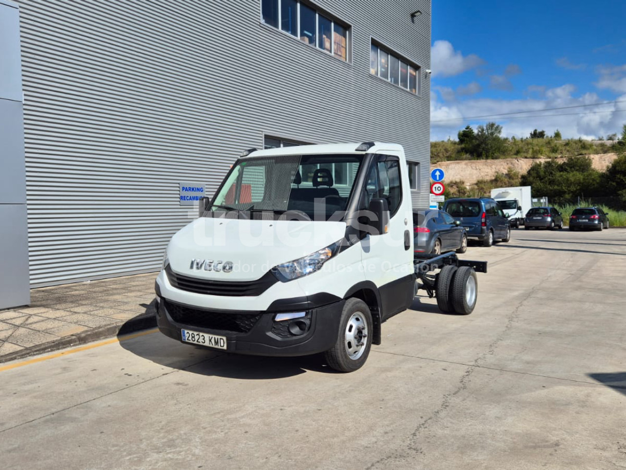 IVECO DAILY 35C15 - شاحنة هيكل كابينة: صورة 4 IVECO DAILY 35C15 - شاحنة هيكل كابينة: صورة 4