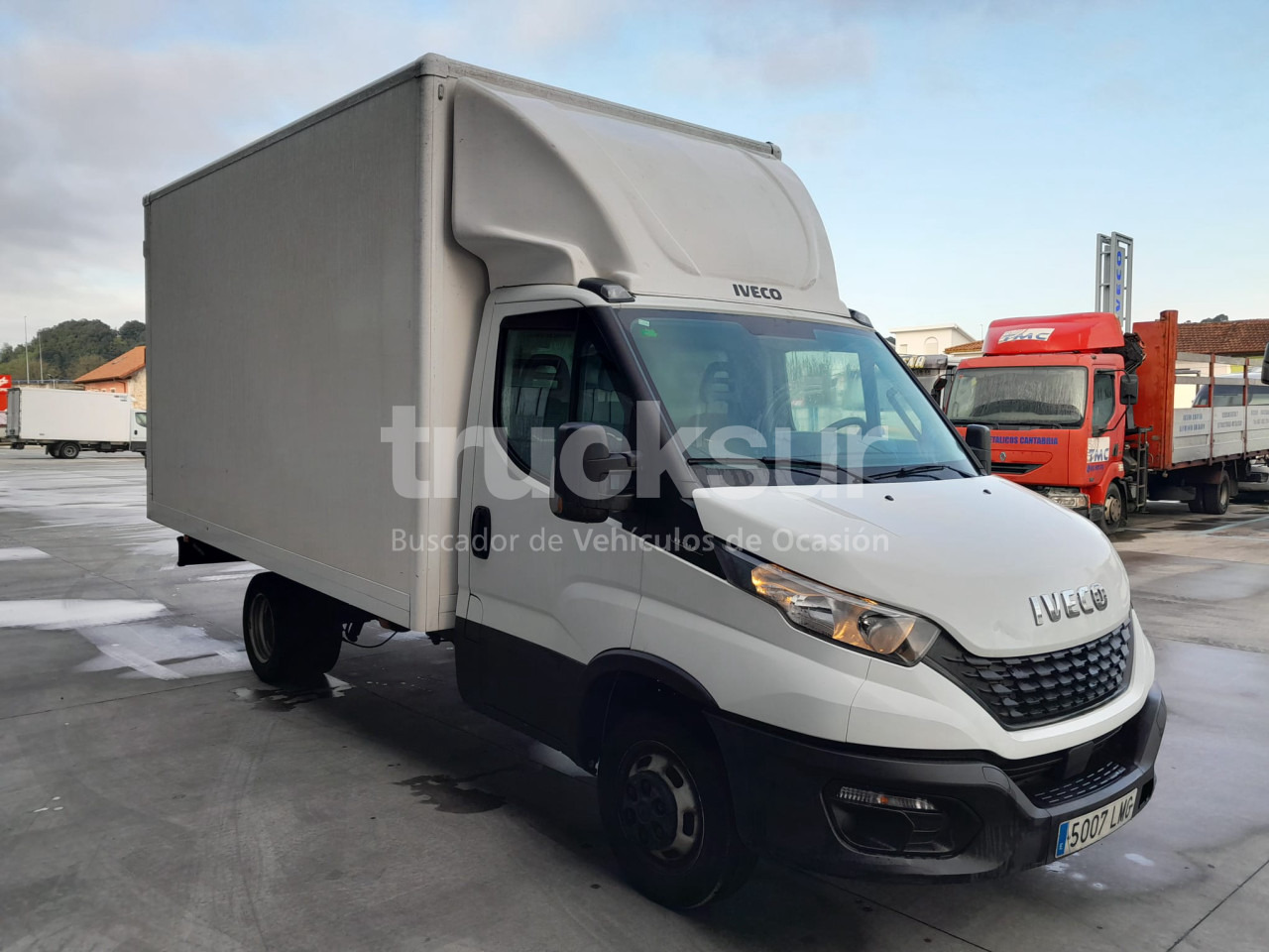 IVECO DAILY 35C16H - شاحنة مغلقة الصندوق: صورة 2 IVECO DAILY 35C16H - شاحنة مغلقة الصندوق: صورة 2