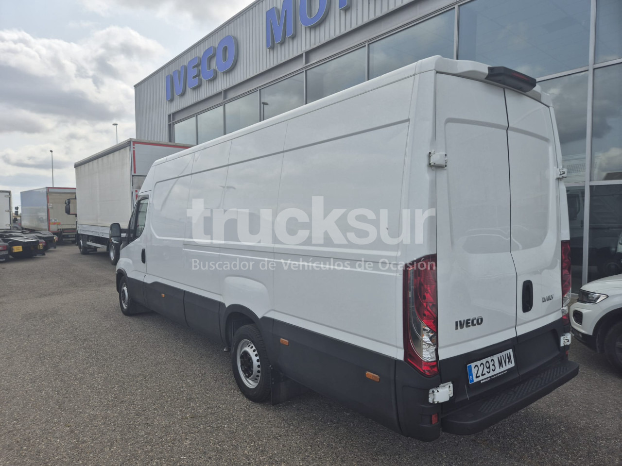 IVECO DAILY 35S16 F 16M3 - شاحنة مغلقة الصندوق: صورة 3 IVECO DAILY 35S16 F 16M3 - شاحنة مغلقة الصندوق: صورة 3