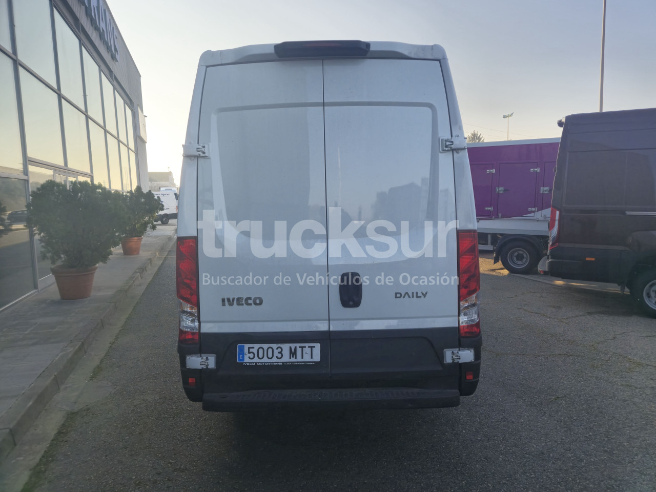 IVECO DAILY 35S16V 12M3 - شاحنة مغلقة الصندوق: صورة 5 IVECO DAILY 35S16V 12M3 - شاحنة مغلقة الصندوق: صورة 5