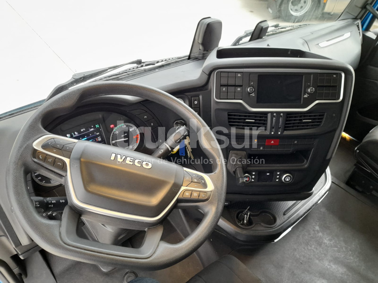 Interior photo 1: وحدة جر IVECO S-WAY AS440S46T/P