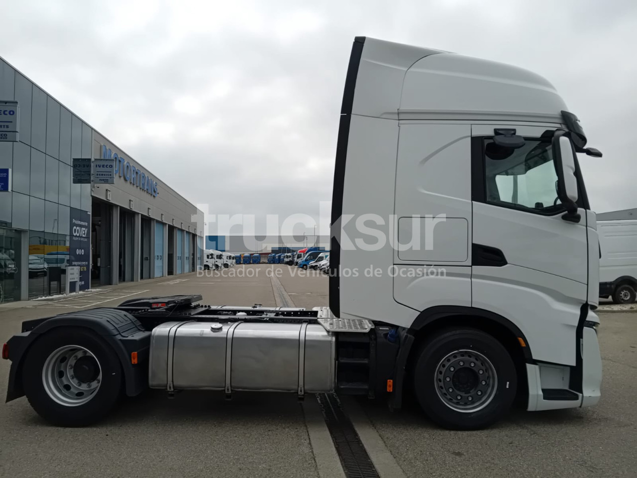 IVECO S-WAY AS440S51T/P - وحدة جر: صورة 3 IVECO S-WAY AS440S51T/P - وحدة جر: صورة 3