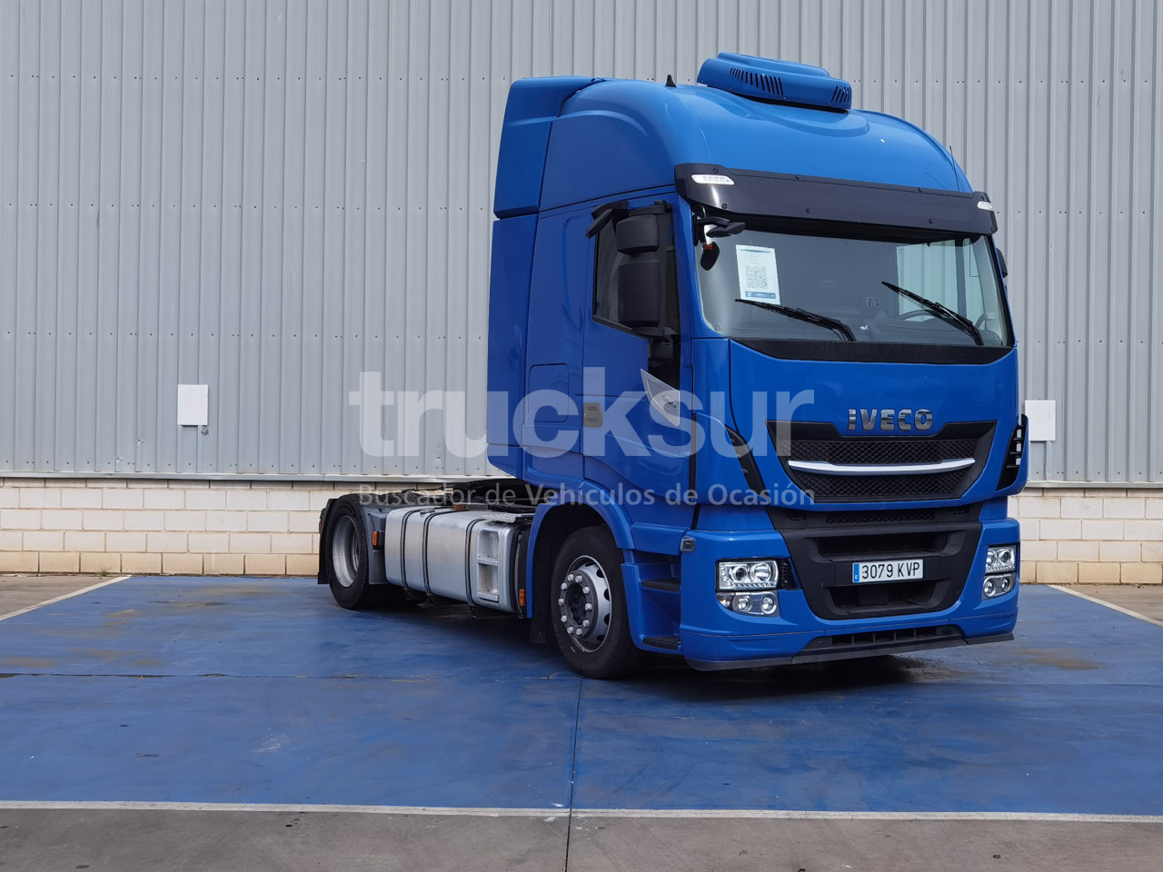 IVECO STRALIS AS440S46T/P HI-WAY - وحدة جر: صورة 2 IVECO STRALIS AS440S46T/P HI-WAY - وحدة جر: صورة 2