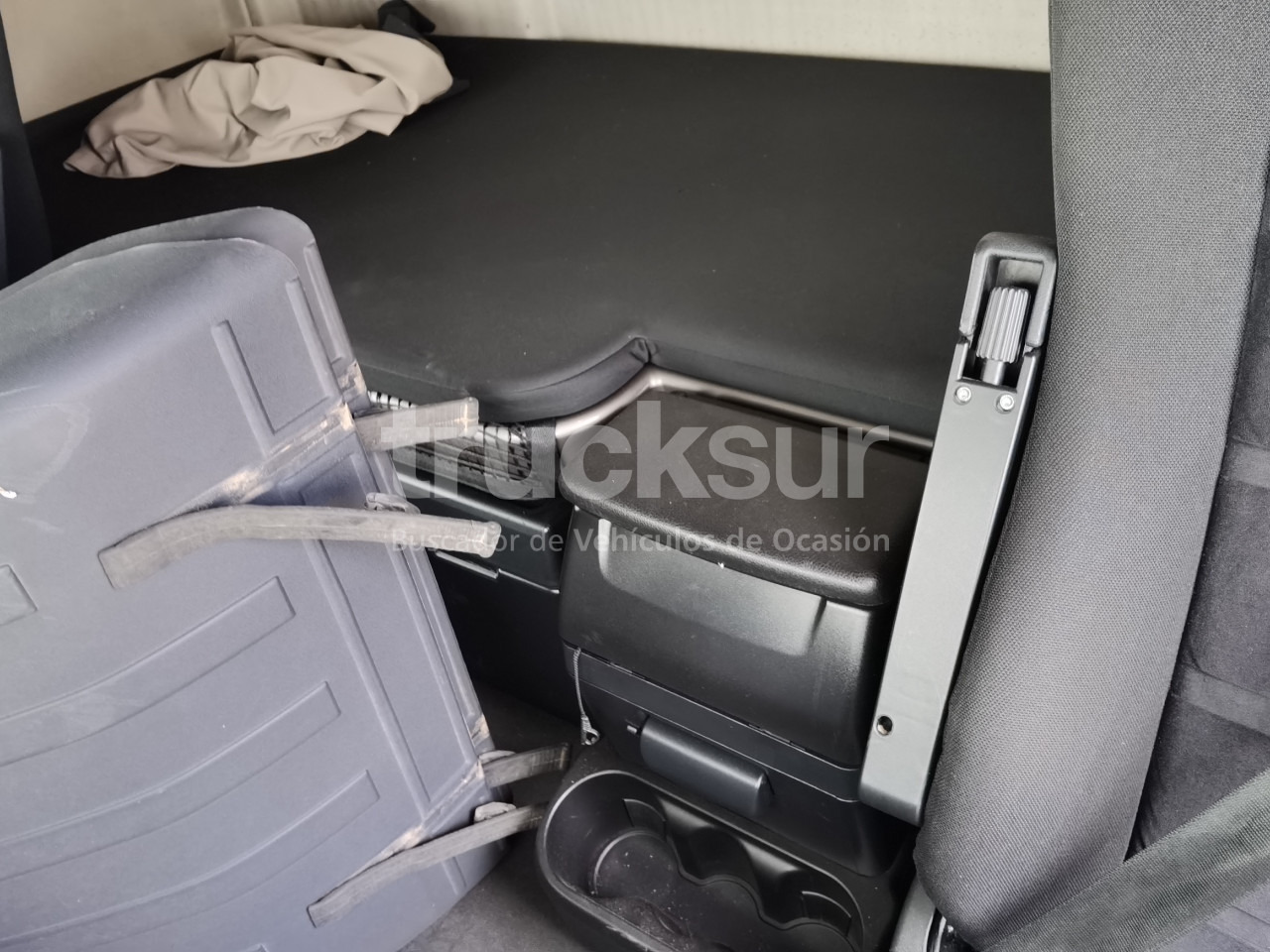 وحدة جر IVECO STRALIS AS440S46T/P HI-WAY: صورة 26 وحدة جر IVECO STRALIS AS440S46T/P HI-WAY: صورة 26