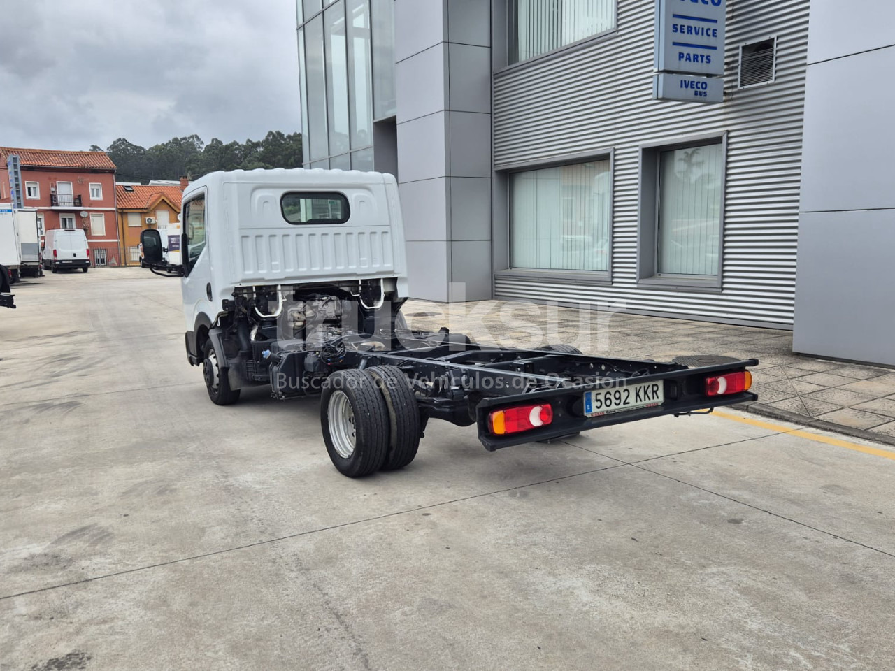NISSAN NT 400 - شاحنة هيكل كابينة: صورة 5 NISSAN NT 400 - شاحنة هيكل كابينة: صورة 5