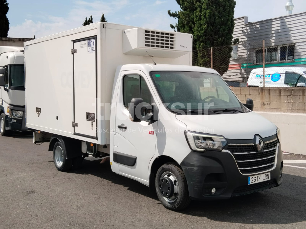 RENAULT 165.35 FRC-X - شاحنة مُبرّدة للتوصيل: صورة 2 RENAULT 165.35 FRC-X - شاحنة مُبرّدة للتوصيل: صورة 2