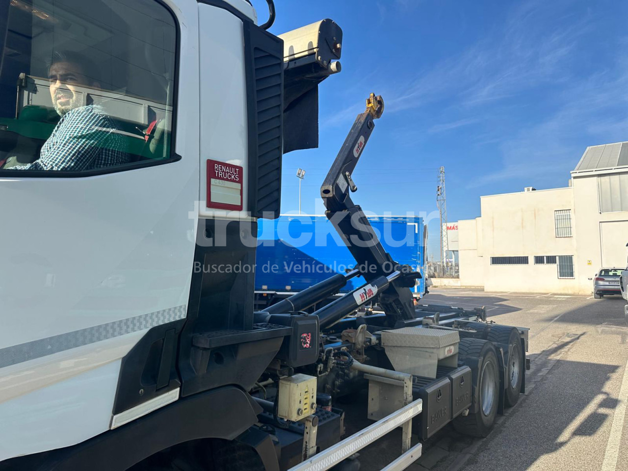 شاحنة ذات خطاف RENAULT C430.26 6X2: صورة 10 شاحنة ذات خطاف RENAULT C430.26 6X2: صورة 10