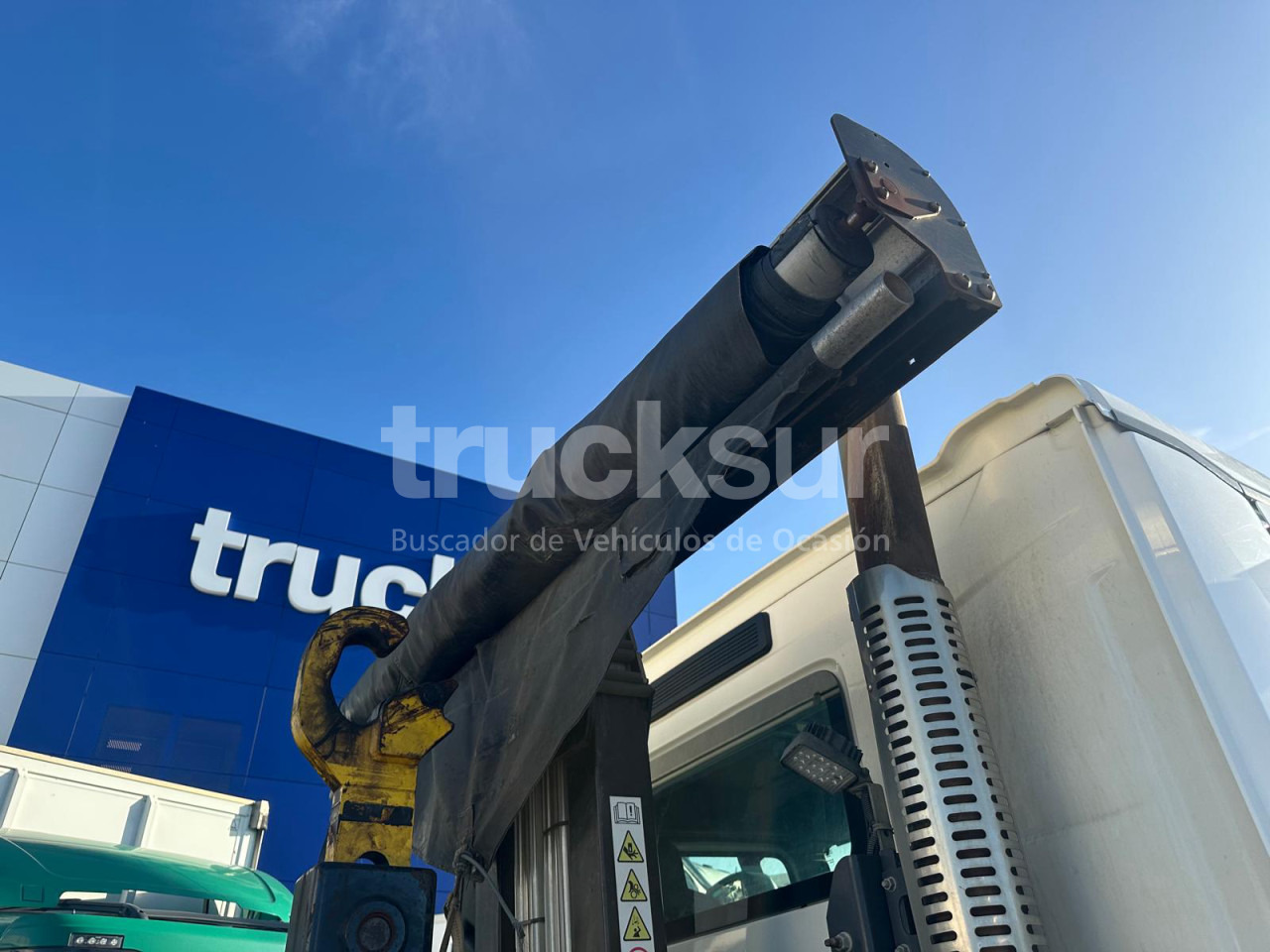 شاحنة ذات خطاف RENAULT C430.26 6X2: صورة 20 شاحنة ذات خطاف RENAULT C430.26 6X2: صورة 20